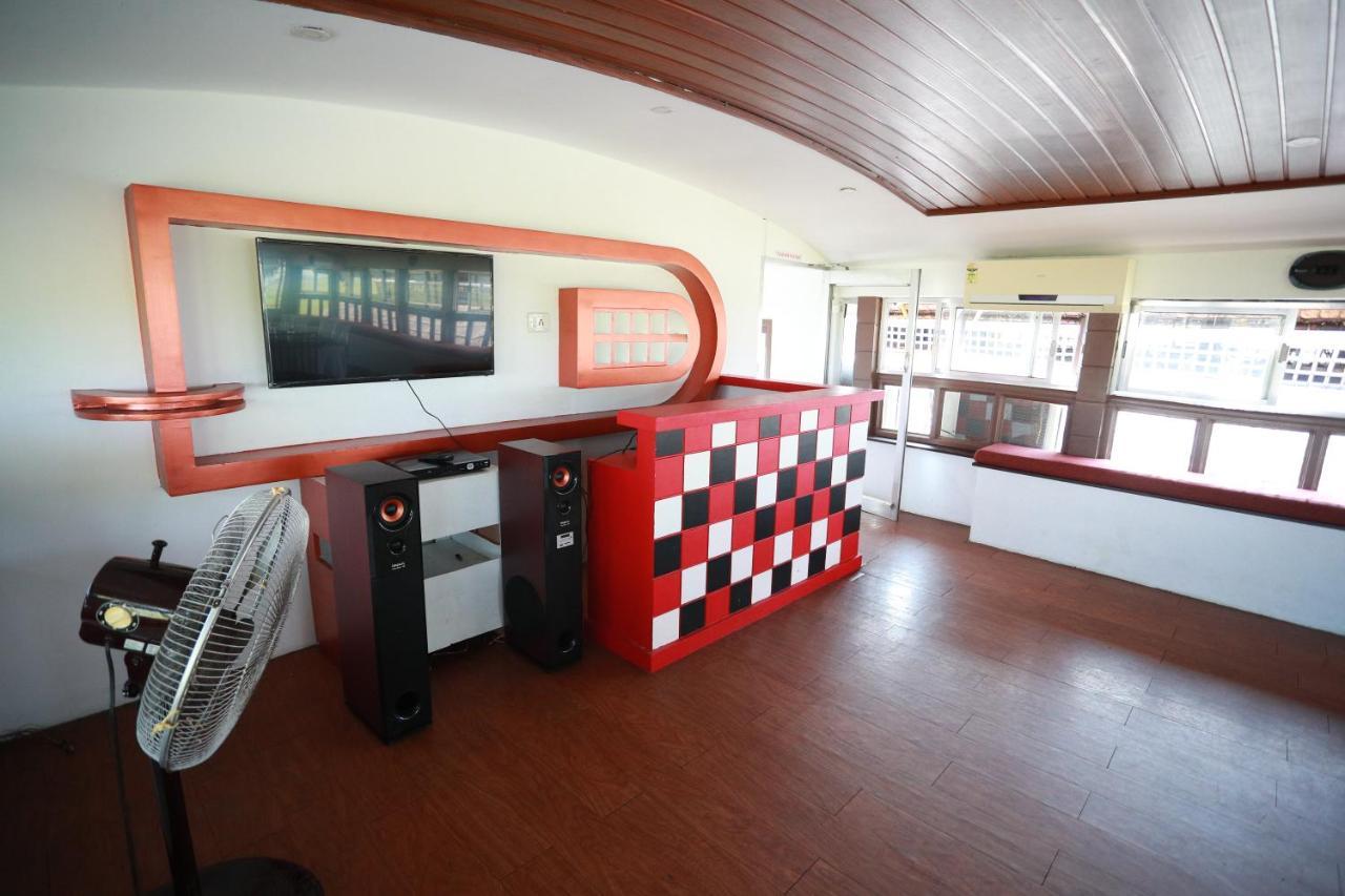 Friends Cruise, Nightstay Houseboat Alappuzha Exterior foto
