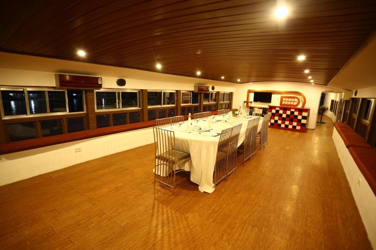 Friends Cruise, Nightstay Houseboat Alappuzha Exterior foto
