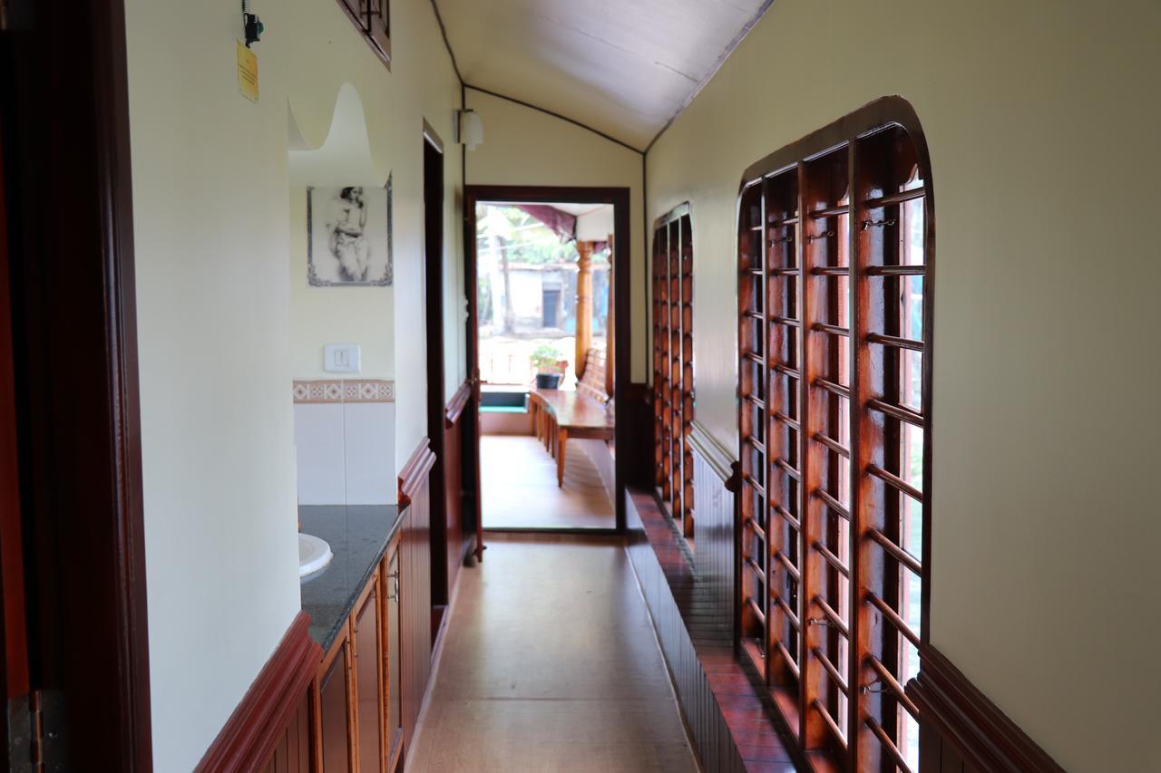 Friends Cruise, Nightstay Houseboat Alappuzha Exterior foto